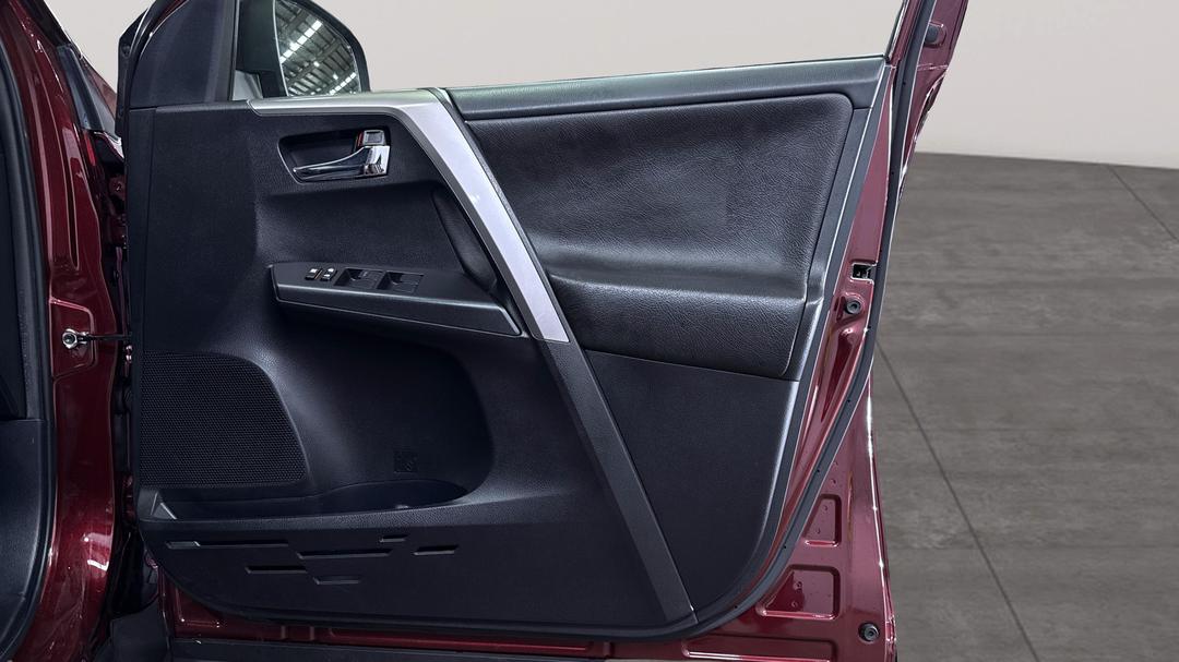 2017 Toyota RAV4 Gxl (2WD), Automatic, 139803 km, Speaker View