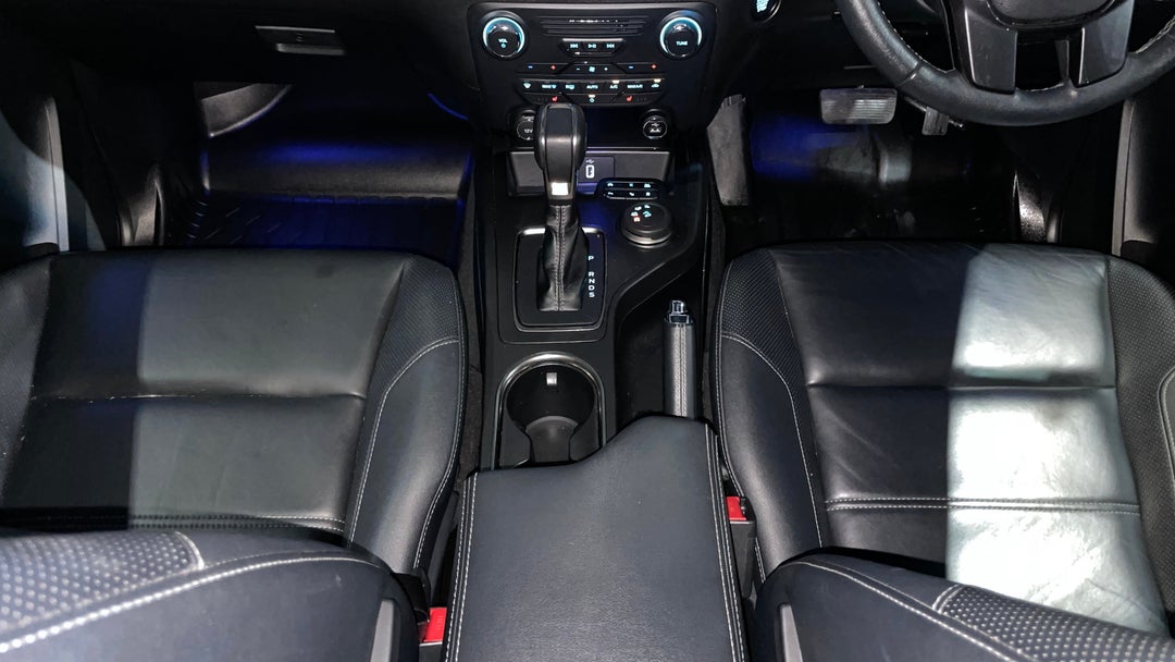 2022 Ford Everest Titanium (4WD), Automatic, 65664 km, Center Console