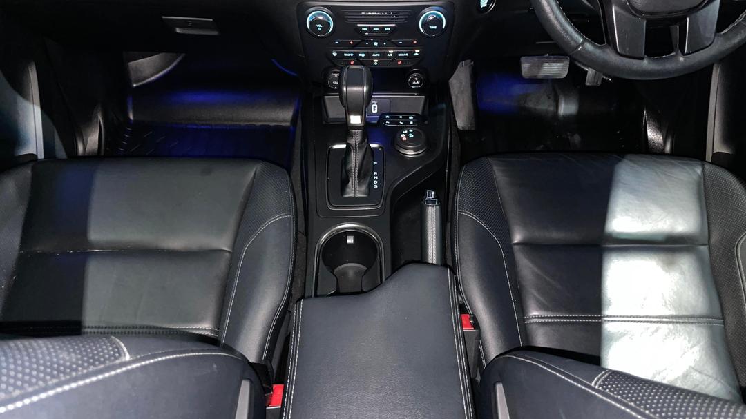 2022 Ford Everest Titanium (4WD), Automatic, 65664 km, Center Console