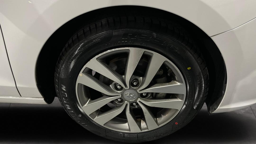 2019 Hyundai i30 Active, Automatic, 147892 km, Right Front Wheel