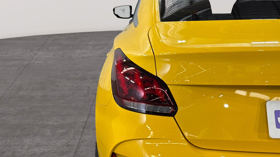 2024 MG Mg5 Essence, Automatic, 8742 km, Badge (Boot Left Side)