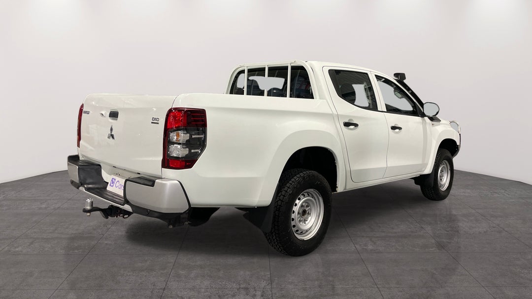 2018 Mitsubishi Triton Glx (4x4), Automatic, 78237 km, Right Back Diagonal (45- Degree) View
