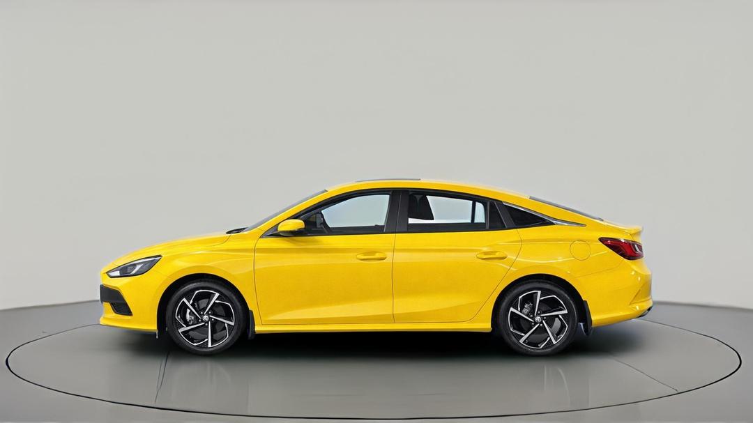 2024 MG Mg5 Essence, Automatic, 8742 km, Left Side View