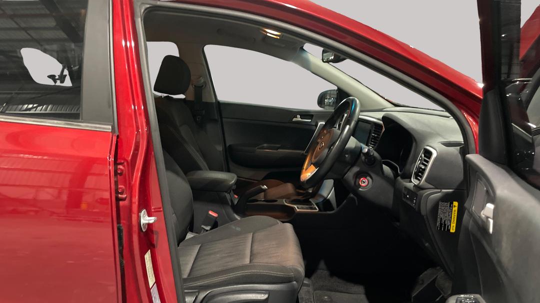 2019 Kia Sportage Si (FWD), Automatic, 99937 km, Right Side Front Door Cabin View