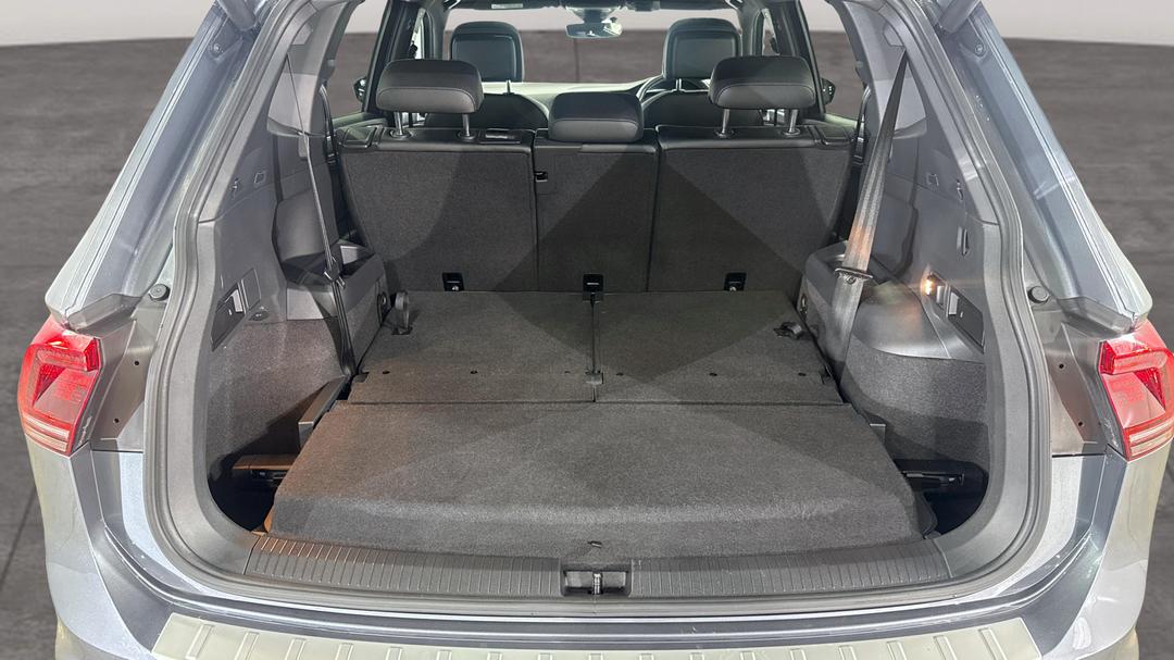 2019 Volkswagen Tiguan Allspace 162 Tsi Highline, Automatic, 63317 km, Boot Inside View