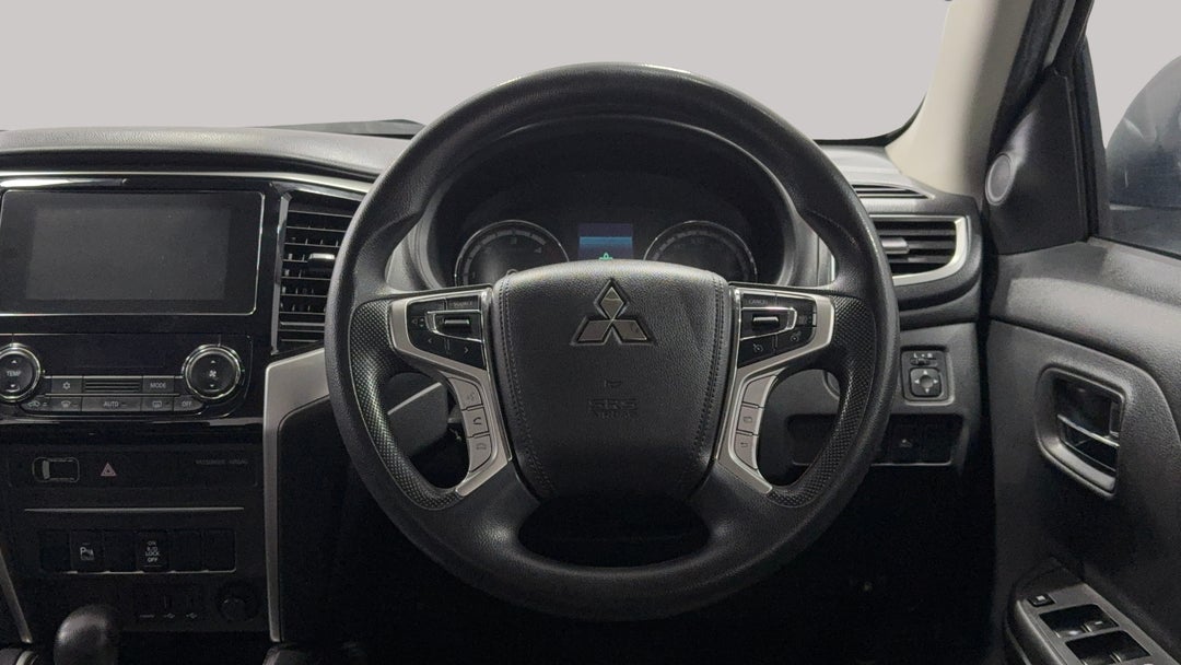 2019 Mitsubishi Triton Glx Plus (4x4), Automatic, 122087 km, Steering Wheel Close-up