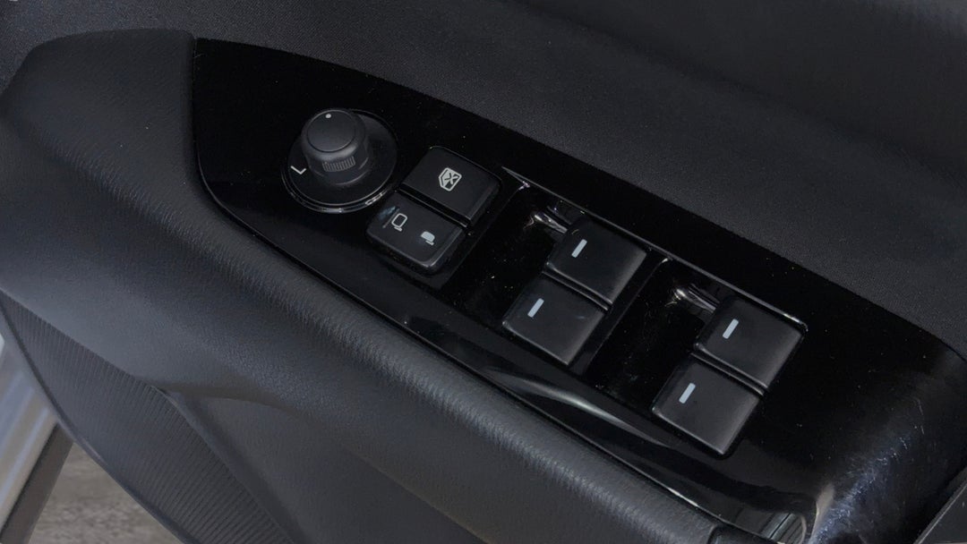 2023 Mazda CX-5 G20 Maxx (fwd), Automatic, 34725 km, Drivers Side Door Panel Controls
