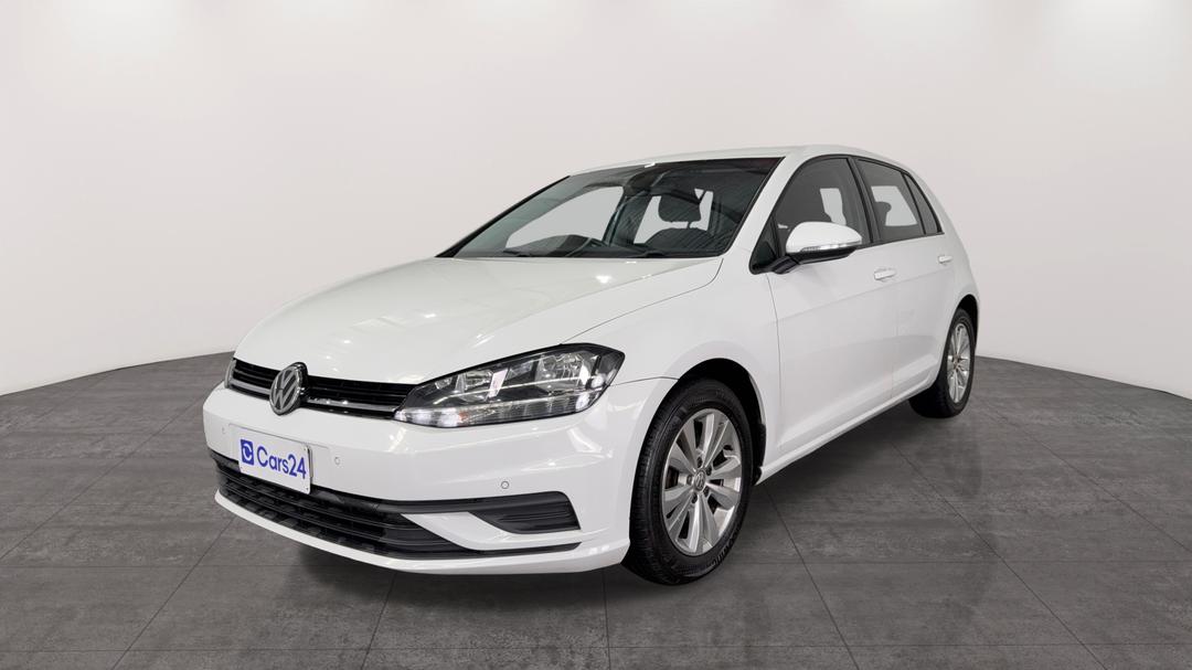 2017 Volkswagen Golf 110 Tsi Trendline, Automatic, 118407 km, Left Front Diagonal (45- Degree) View
