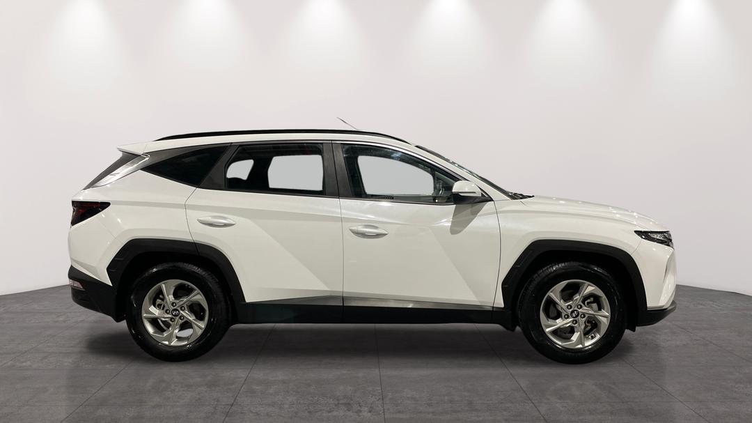 2024 Hyundai Tucson (FWD), Automatic, 51291 km, Right Side View