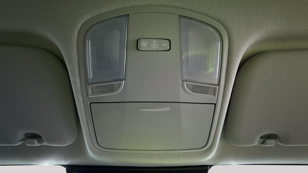 2020 Kia Stonic Gt-line, Automatic, 19887 km, On-Roof Controls/Sunglass holder