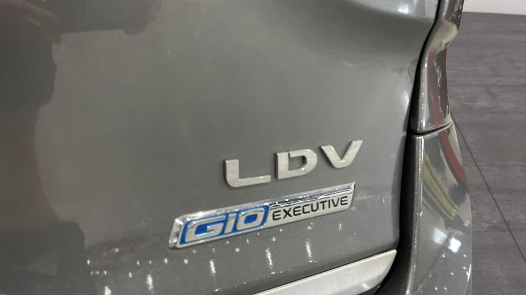 2021 LDV G10 Executive (7 Seat Mpv), Automatic, 72146 km, Badge (Boot Right Side)