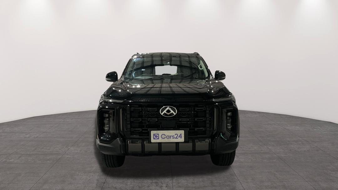 2025 LDV D90 Executive (4WD), Automatic, 19232 km, Front View