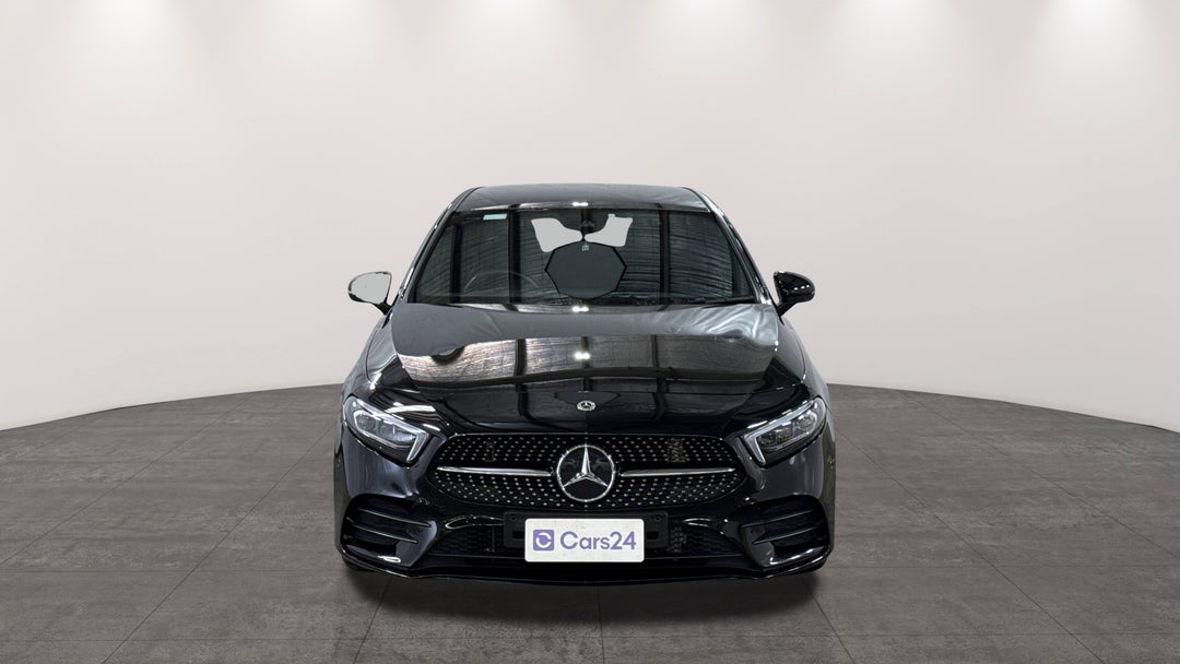 2022 Mercedes-benz A180 A180, Automatic, 18967 km, Front View