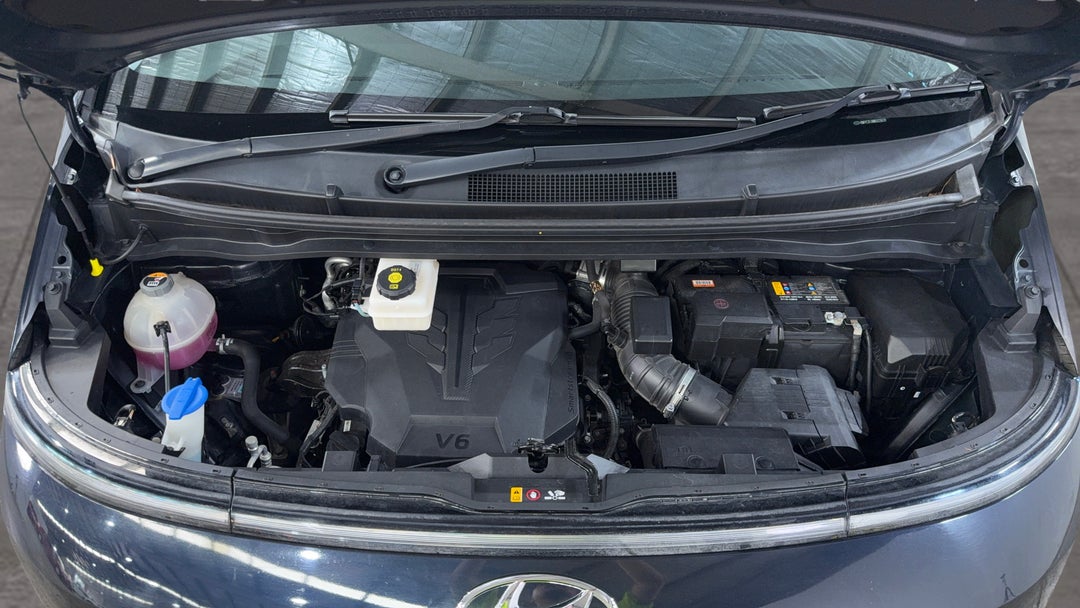 2021 Hyundai Staria Staria, Automatic, 88061 km, Open Bonnet (Engine)