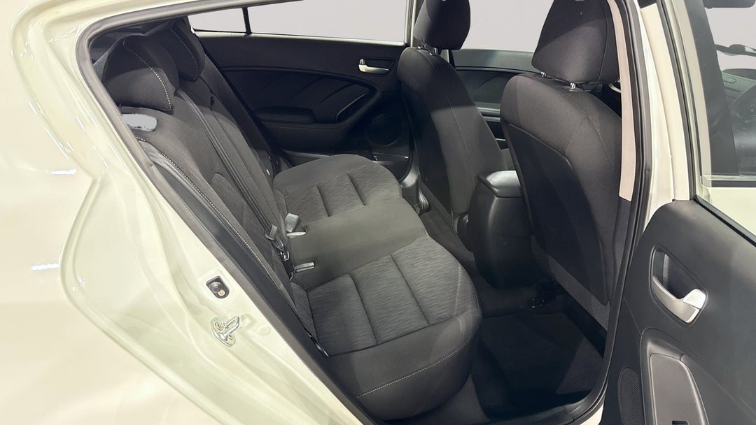 2015 Kia Cerato S, Automatic, 39578 km, Right Side Rear Door Cabin View