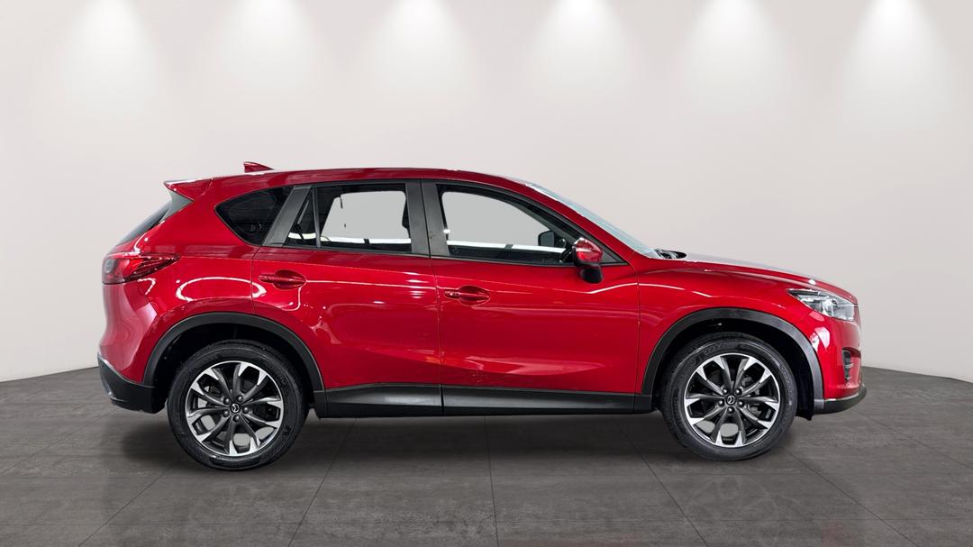 2016 Mazda CX-5 Gt (4x4), Automatic, 67102 km, Right Side View
