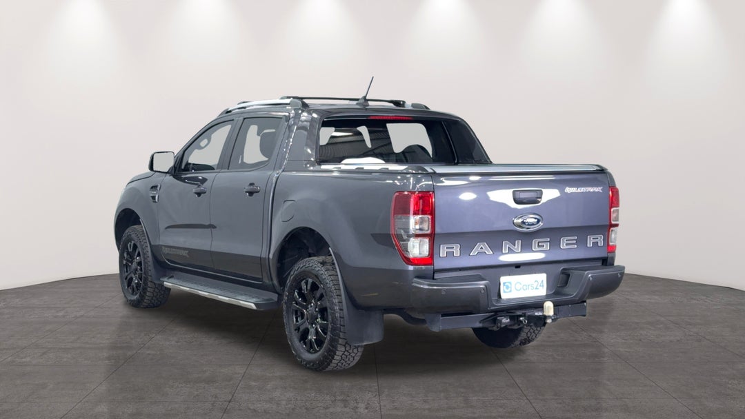 Left Back Diagonal (45- Degree) View