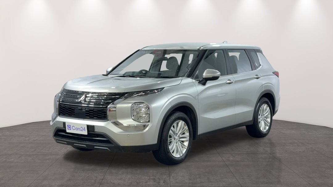 Left Front Diagonal (45- Degree) View