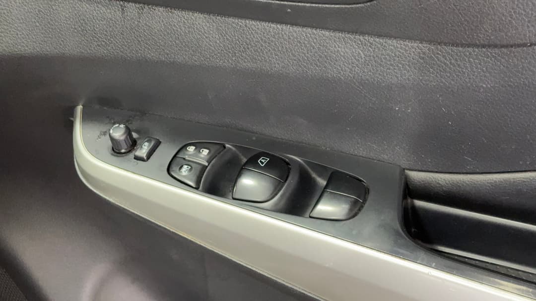 Drivers Side Door Panel Controls