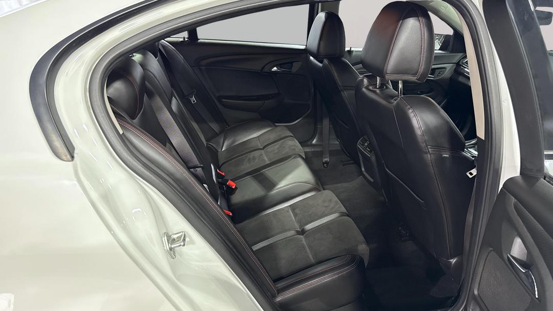 2016 Holden Commodore Sv6 Black Edition, Automatic, 160878 km, Right Side Rear Door Cabin View