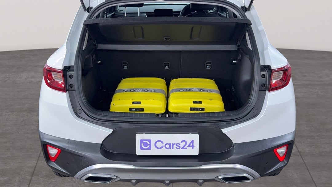 2024 Kia Stonic Gt-line, Automatic, 1441 km, Boot Inside View with Luggage