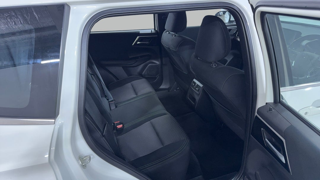 2023 Mitsubishi Outlander Es 5 Seat (2WD), Automatic, 55040 km, Right Side Rear Door Cabin View