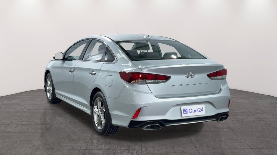 Left Back Diagonal (45- Degree) View