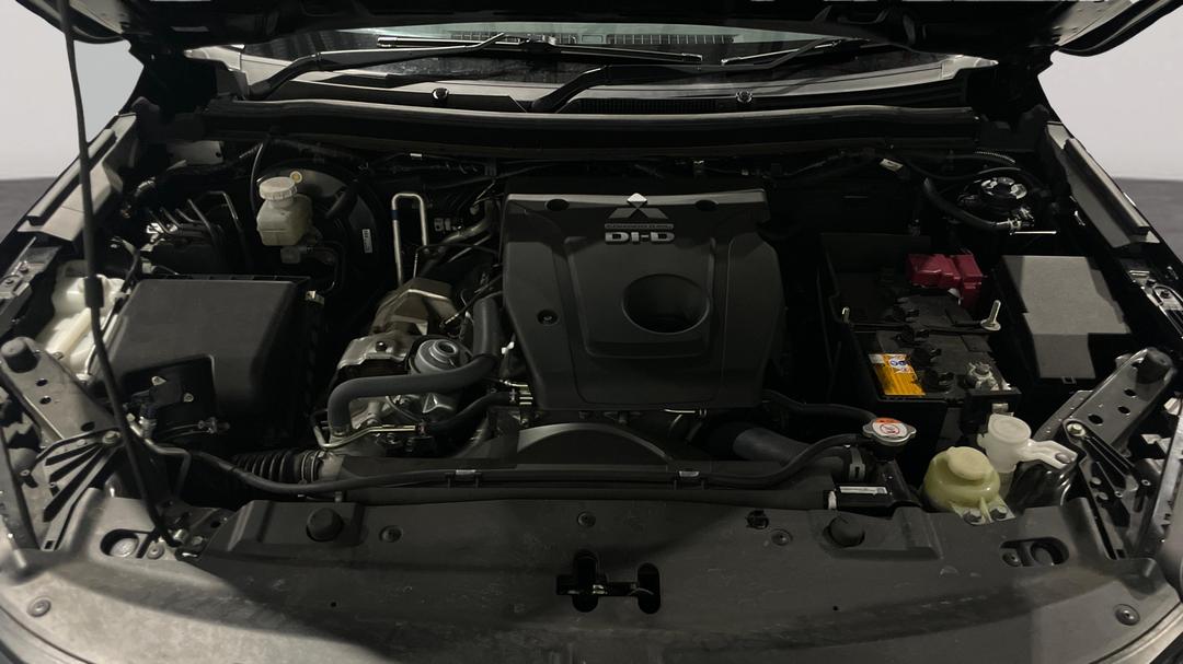 2023 Mitsubishi Pajero Sport Gsr (4WD) 7 Seat, Automatic, 35355 km, Open Bonnet (Engine)