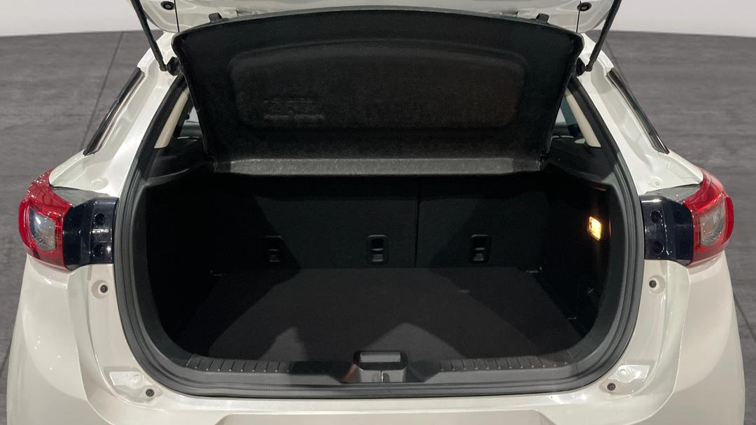 2018 Mazda CX-3 Maxx Sport (FWD), Automatic, 85149 km, Boot Inside View