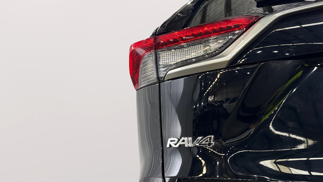 2021 Toyota RAV4 Cruiser (2WD), Automatic, 101962 km, Badge (Boot Left Side)