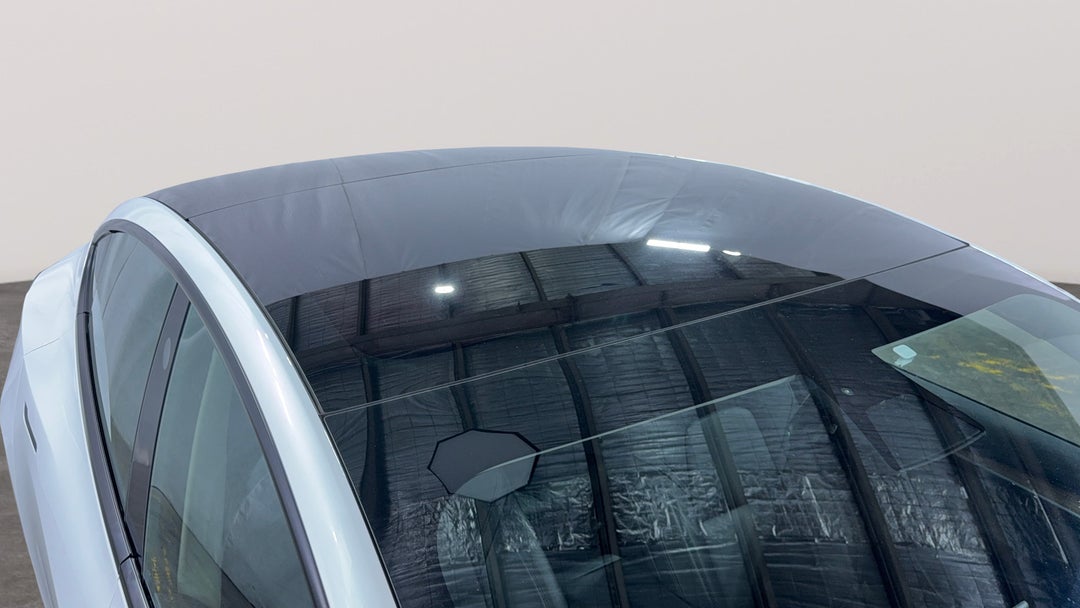 2021 Tesla Model 3 Standard Range Plus RWD, Automatic, 56712 km, Roof/Sunroof View