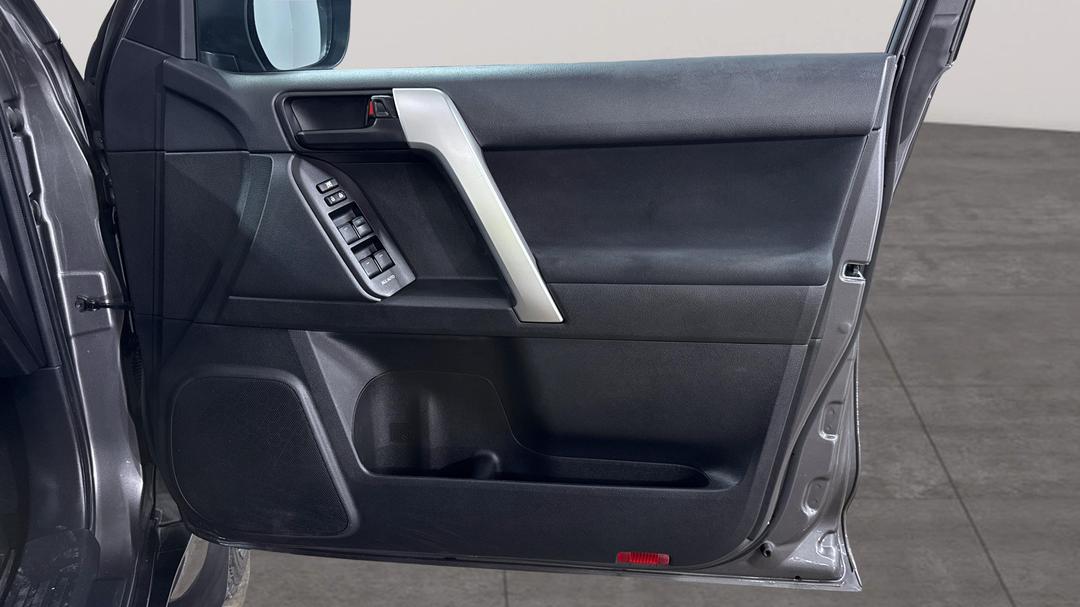 2023 Toyota Landcruiser Prado Gxl, Automatic, 61611 km, Speaker View