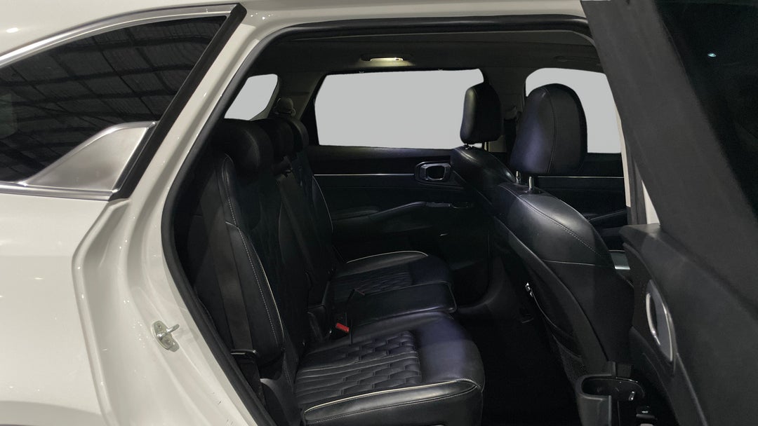 2020 Kia Sorento Gt-line 7 Seat, Automatic, 127497 km, Right Side Rear Door Cabin View