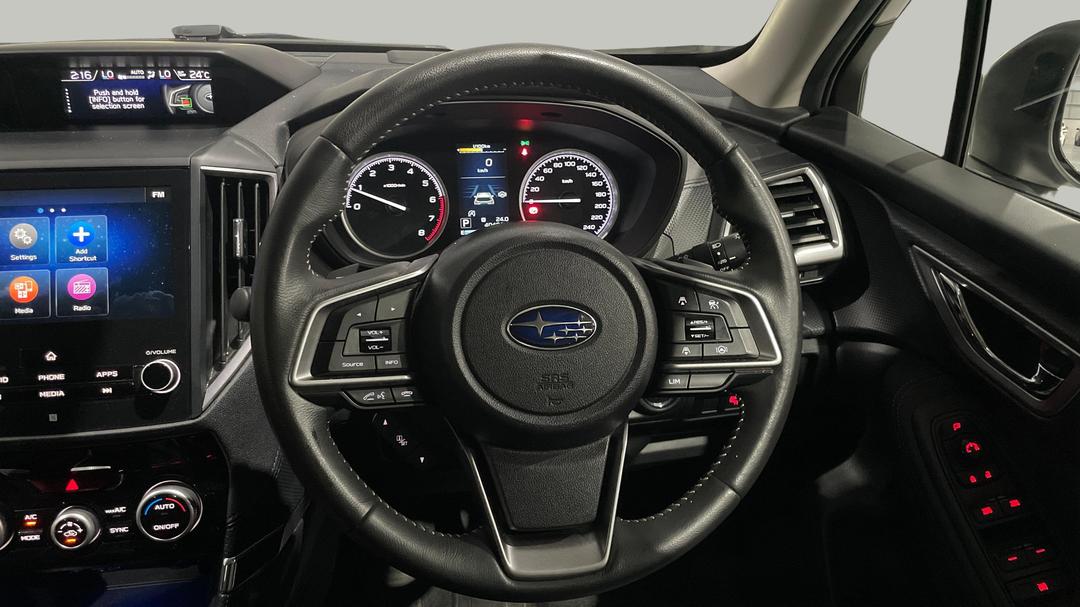 2024 Subaru Forester 2.5i (AWD), Automatic, 40401 km, Steering Wheel Close-up