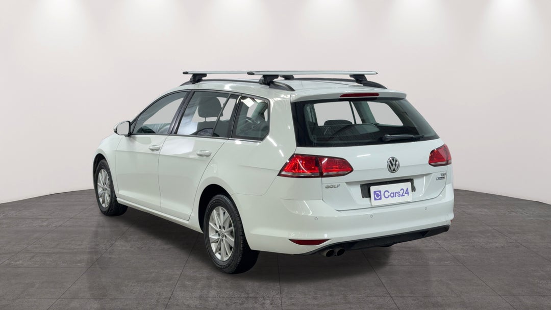 Left Back Diagonal (45- Degree) View