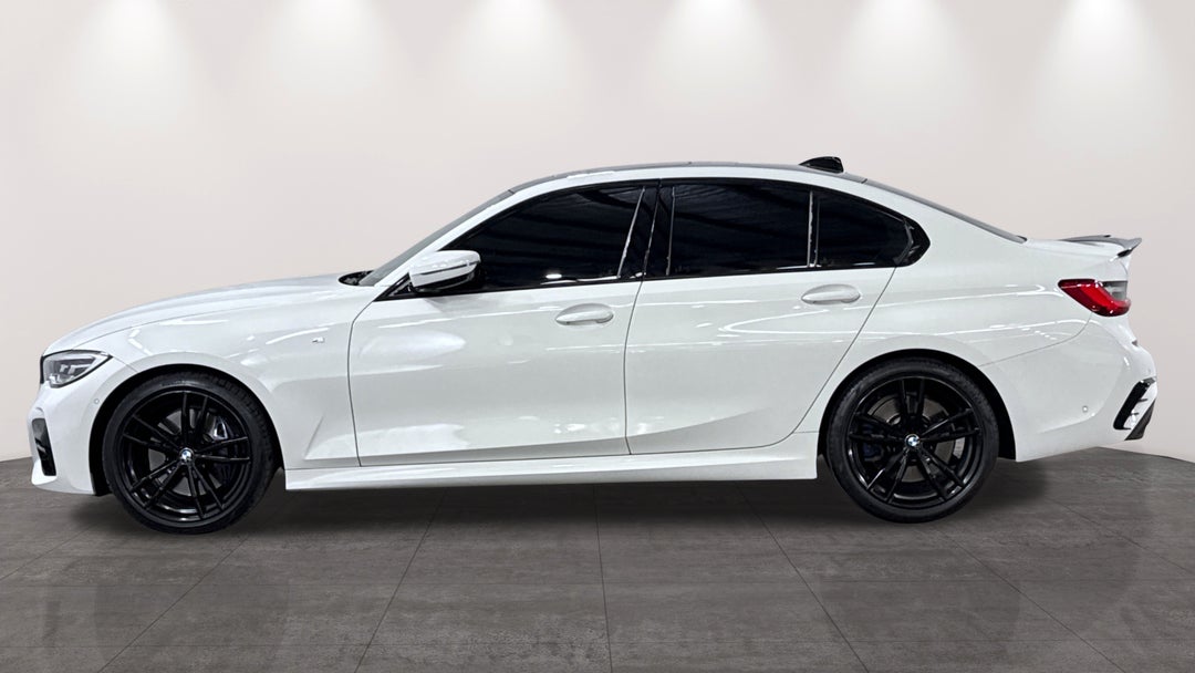 2019 BMW 3 30i M Sport, Automatic, 67038 km, Left Side View