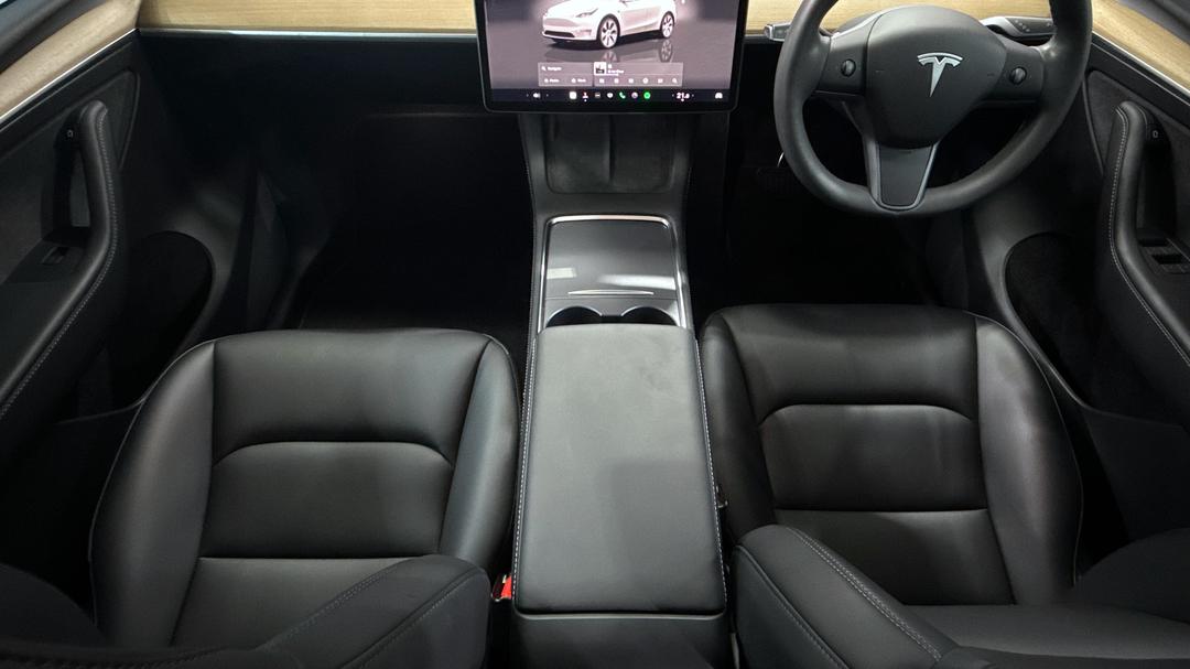 2022 Tesla Model Y Rear-wheel Drive, Automatic, 35135 km, Center Console