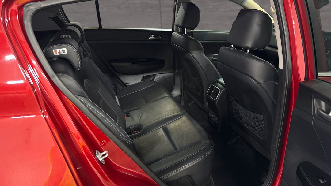 2017 Kia Sportage Gt-line (AWD), Automatic, 131743 km, Right Side Rear Door Cabin View