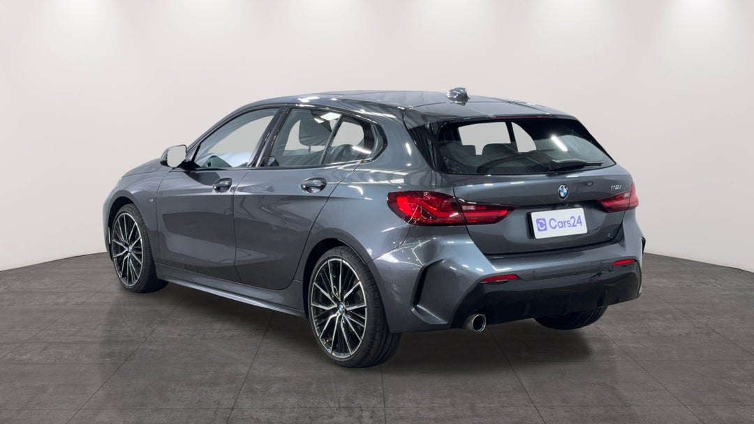 2020 BMW 1 18i M Sport, Automatic, 33346 km, Left Back Diagonal (45- Degree) View