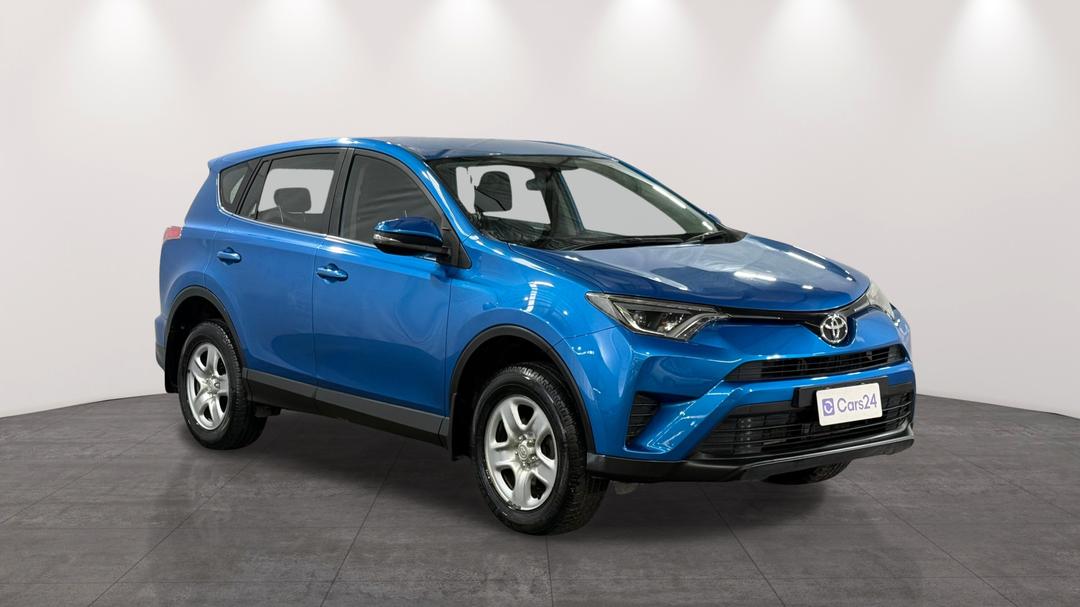 2017 Toyota RAV4 Gx (4x4), Automatic, 81238 km, Right Front Diagonal (45- Degree) View