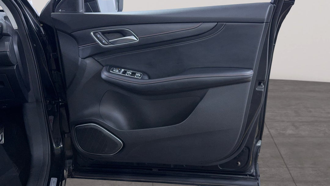 2023 MG HS Excite, Automatic, 51929 km, Speaker View