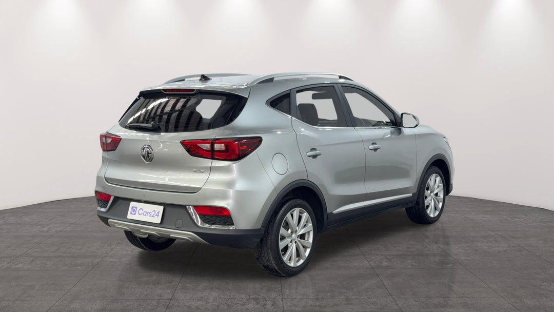 Right Back Diagonal (45- Degree) View