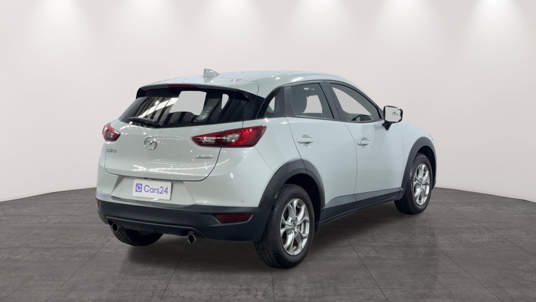 Right Back Diagonal (45- Degree) View