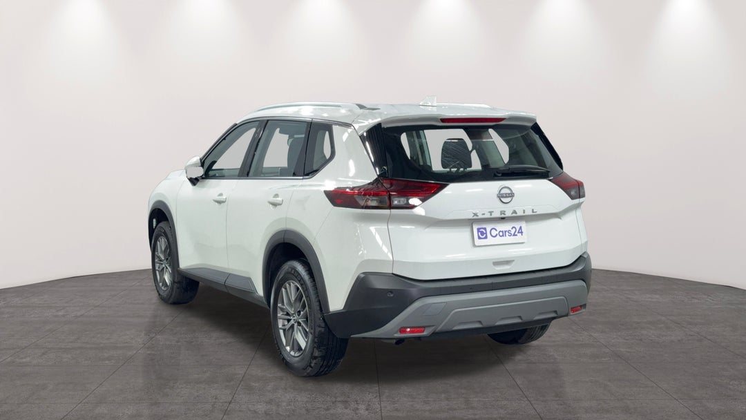 Left Back Diagonal (45- Degree) View