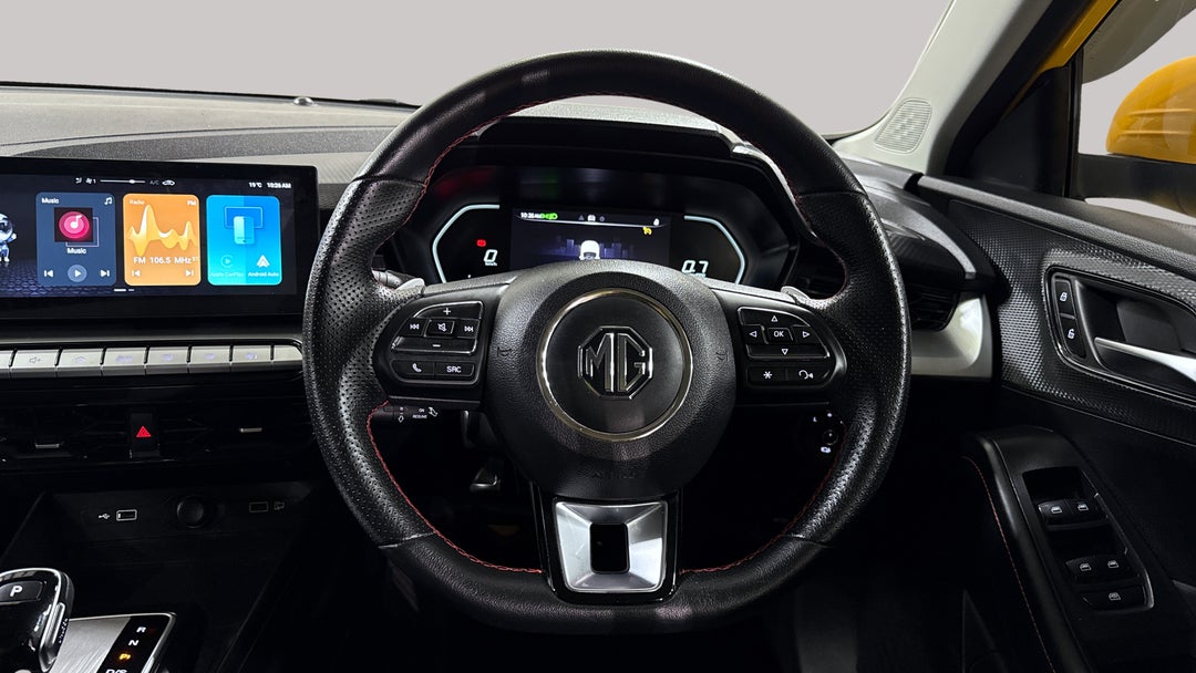 2024 MG Mg5 Essence, Automatic, 8742 km, Steering Wheel Close-up
