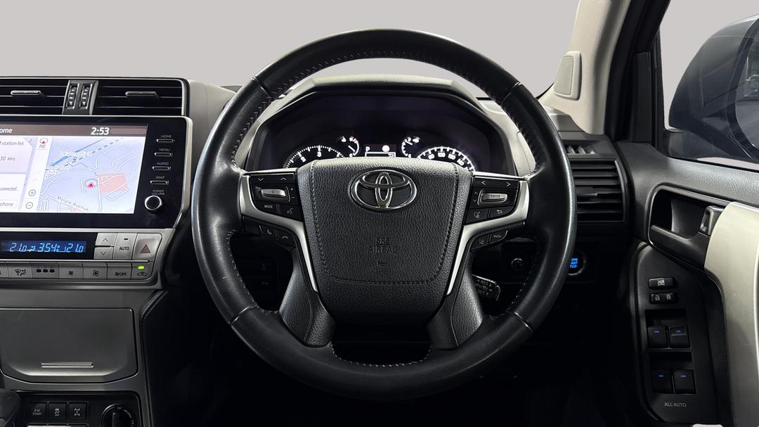 2023 Toyota Landcruiser Prado Gxl, Automatic, 61611 km, Steering Wheel Close-up