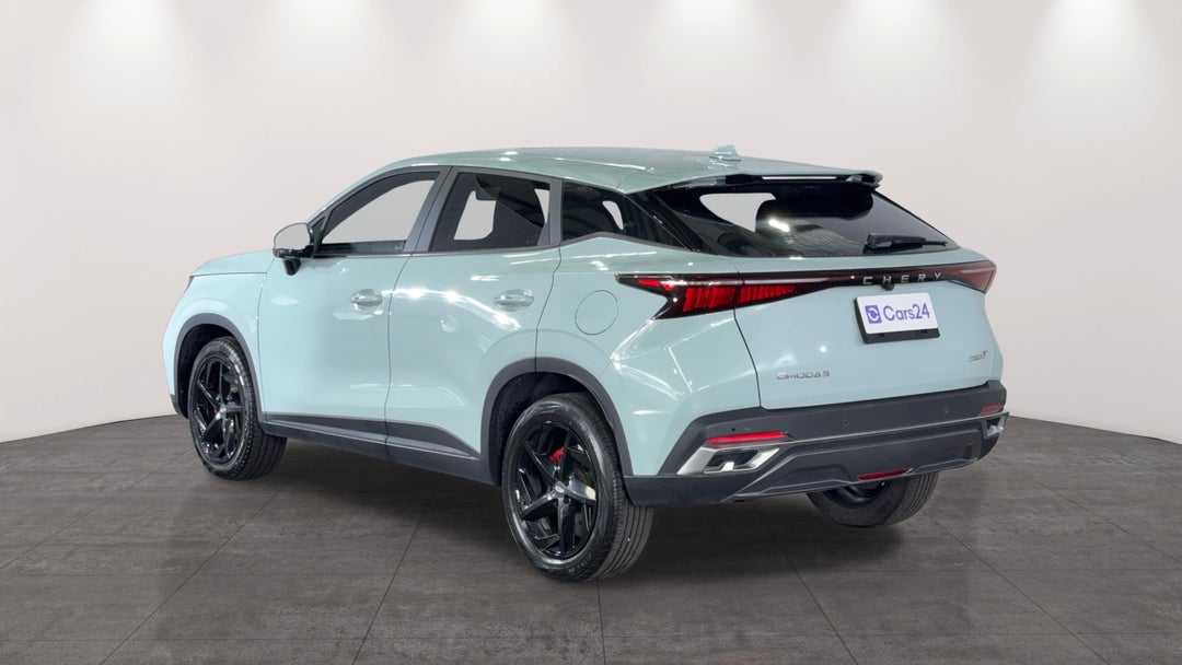 Left Back Diagonal (45- Degree) View