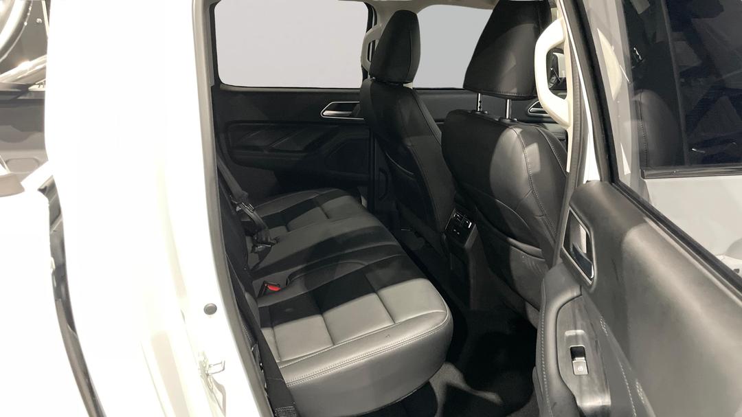 2025 GWM Cannon Lux (4x4), Automatic, 8742 km, Right Side Rear Door Cabin View