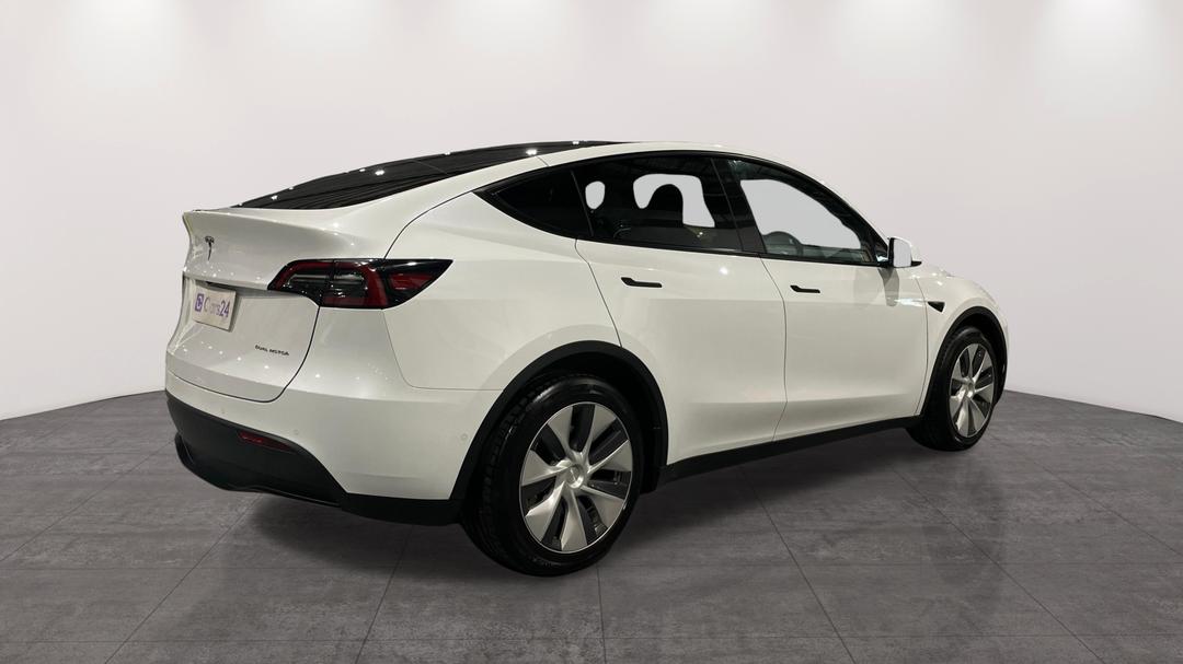 2023 Tesla Model Y Long Range, Automatic, 70863 km, Right Back Diagonal (45- Degree) View