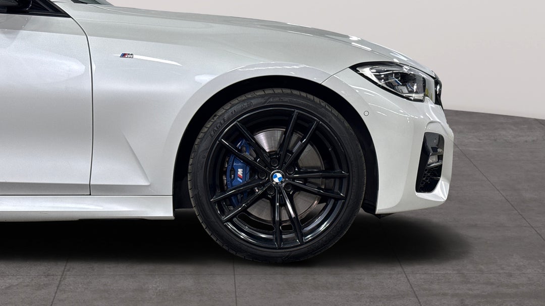 2021 BMW 3 30e M Sport Phev, Automatic, 48061 km, Right Front Wheel